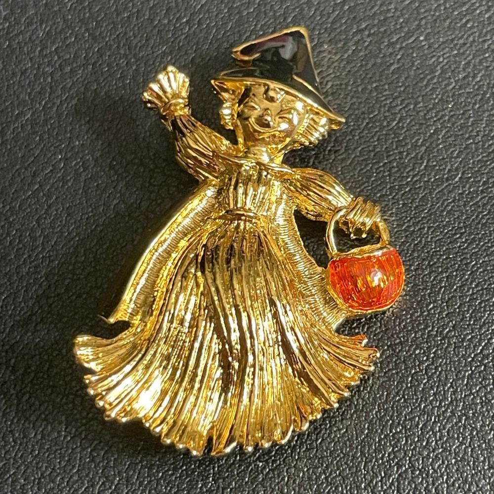 Vintage AVON Halloween Brooch Witch Pumpkin Pin with Box